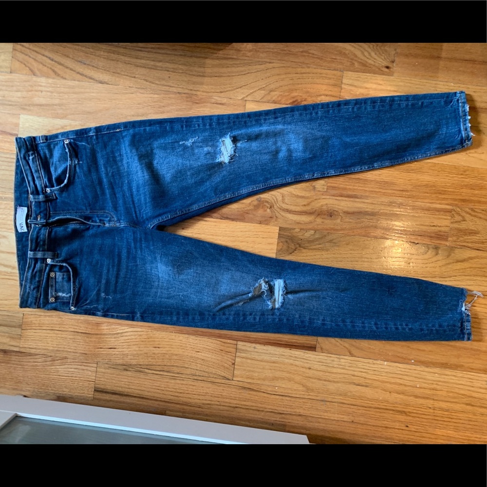Like new, worn twice. Distressed Zara jeans.